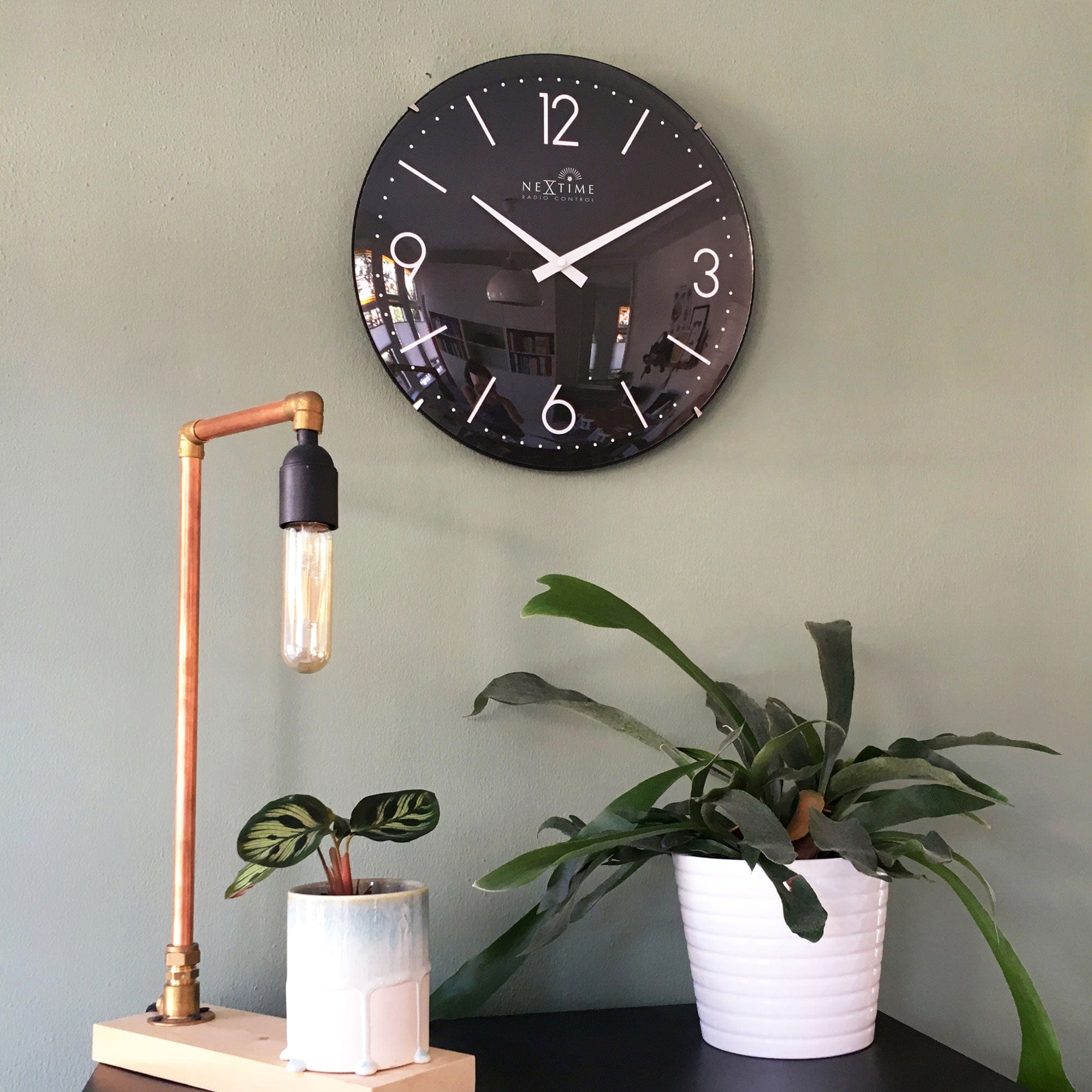 Wall clock 35cm-Radio Controlled (DCF)-Dome Glass- "Atomic" - Goat Corp