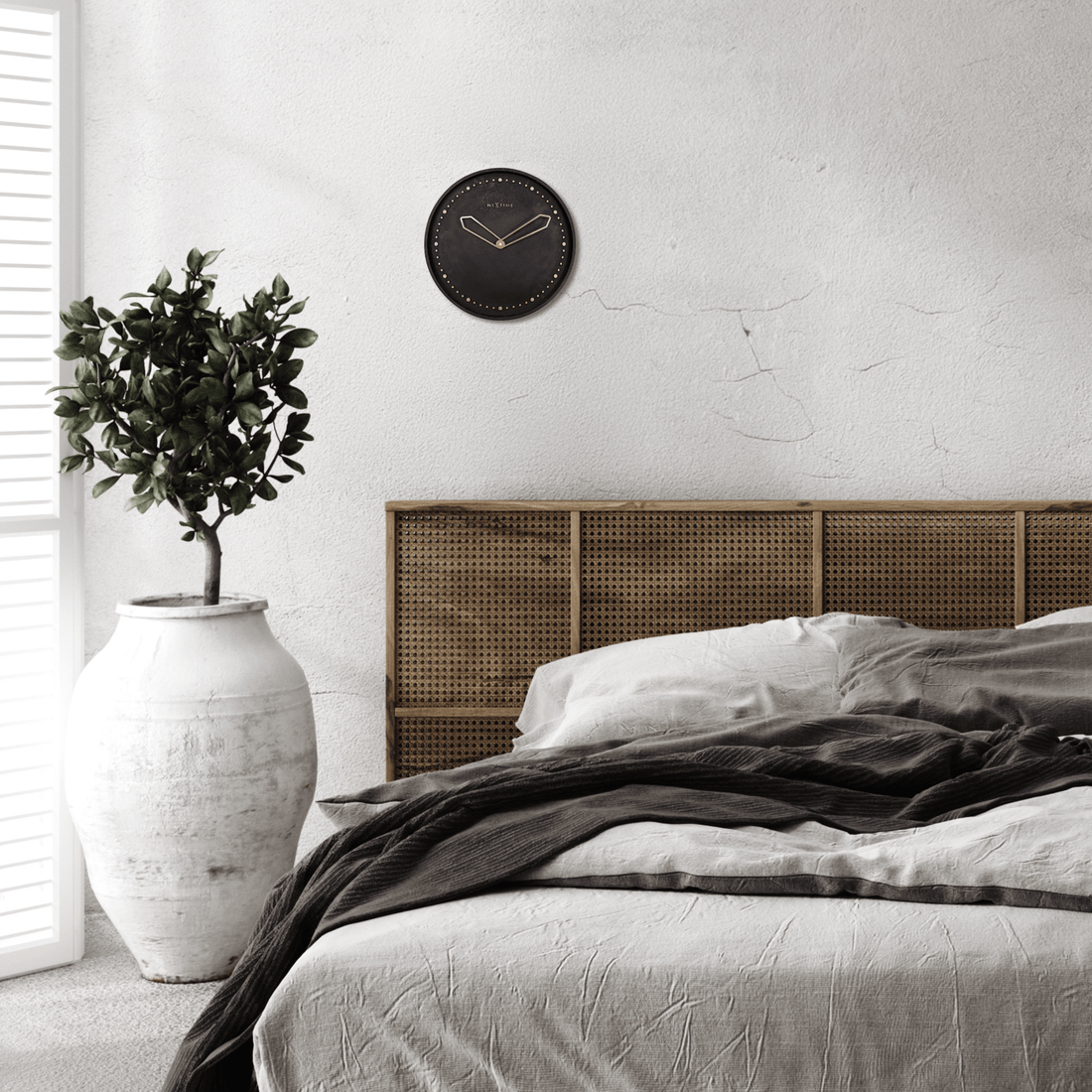 Wall clock -  35 cm - Polyresin - 'Cross' - Goat Corp