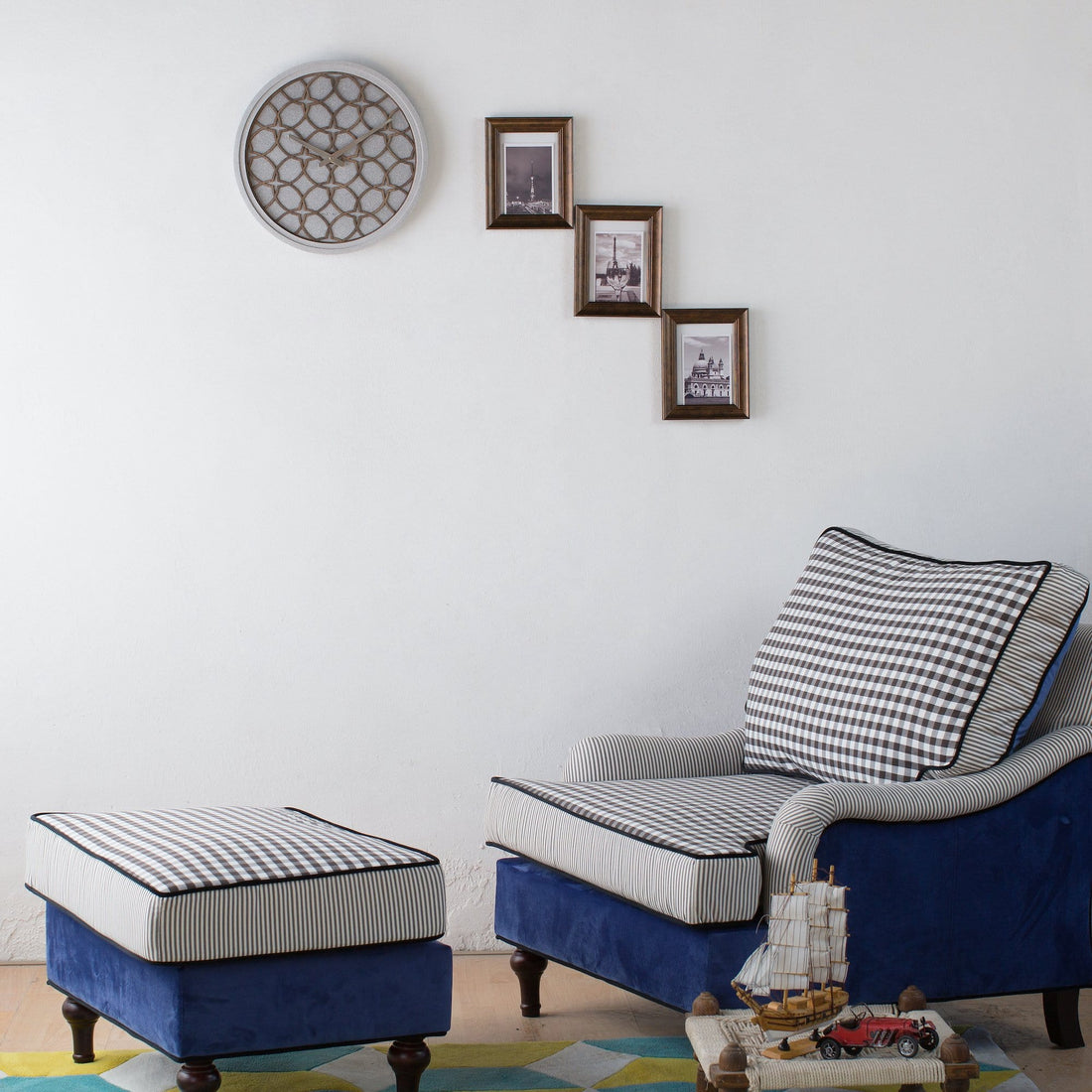 Wall Clock -  39.5 cm - Polyresin/Wood - 'Concreto love' - Goat Corp