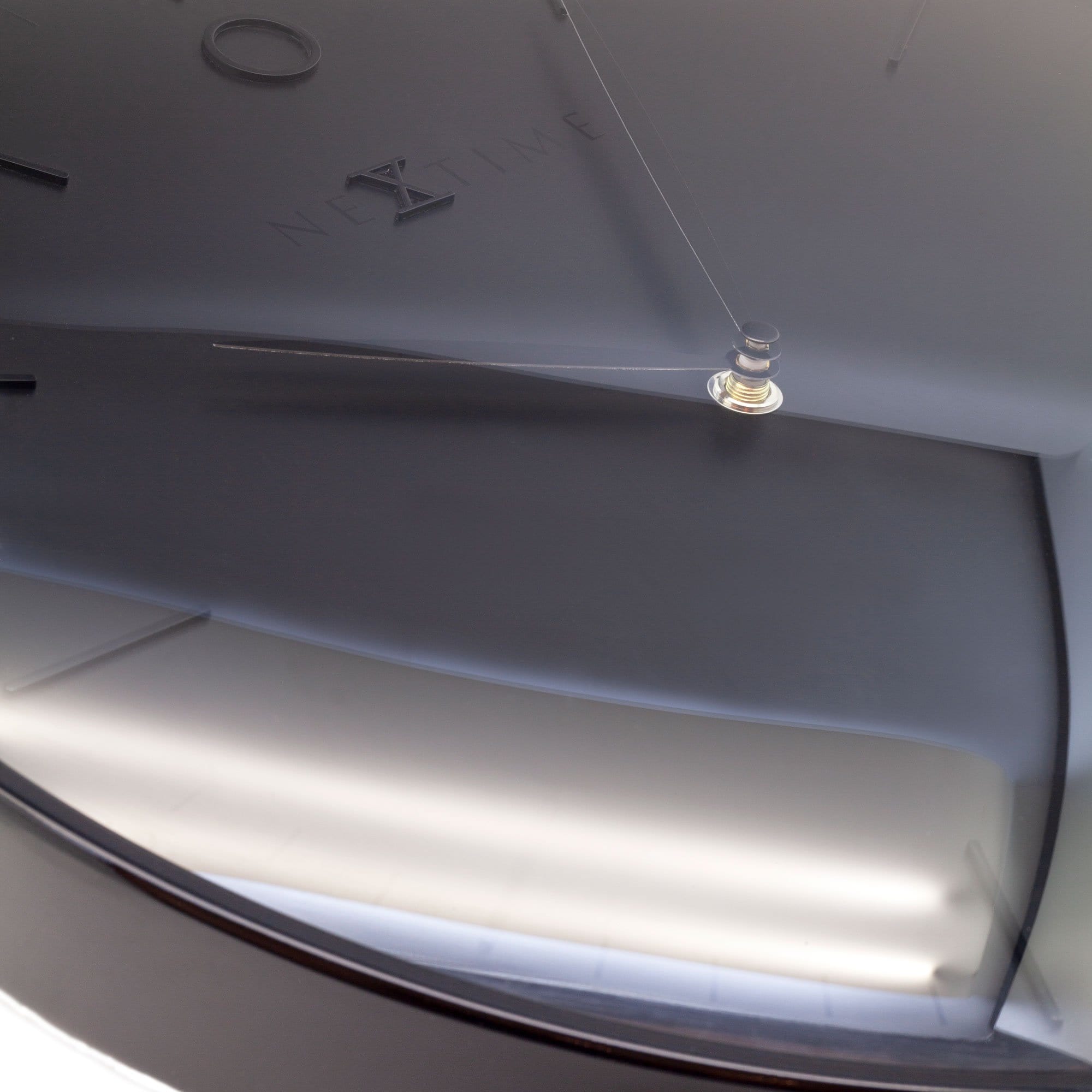 Wall clock-  40 cm - Metal - Dome shaped glass- 'Glamour' - Goat Corp