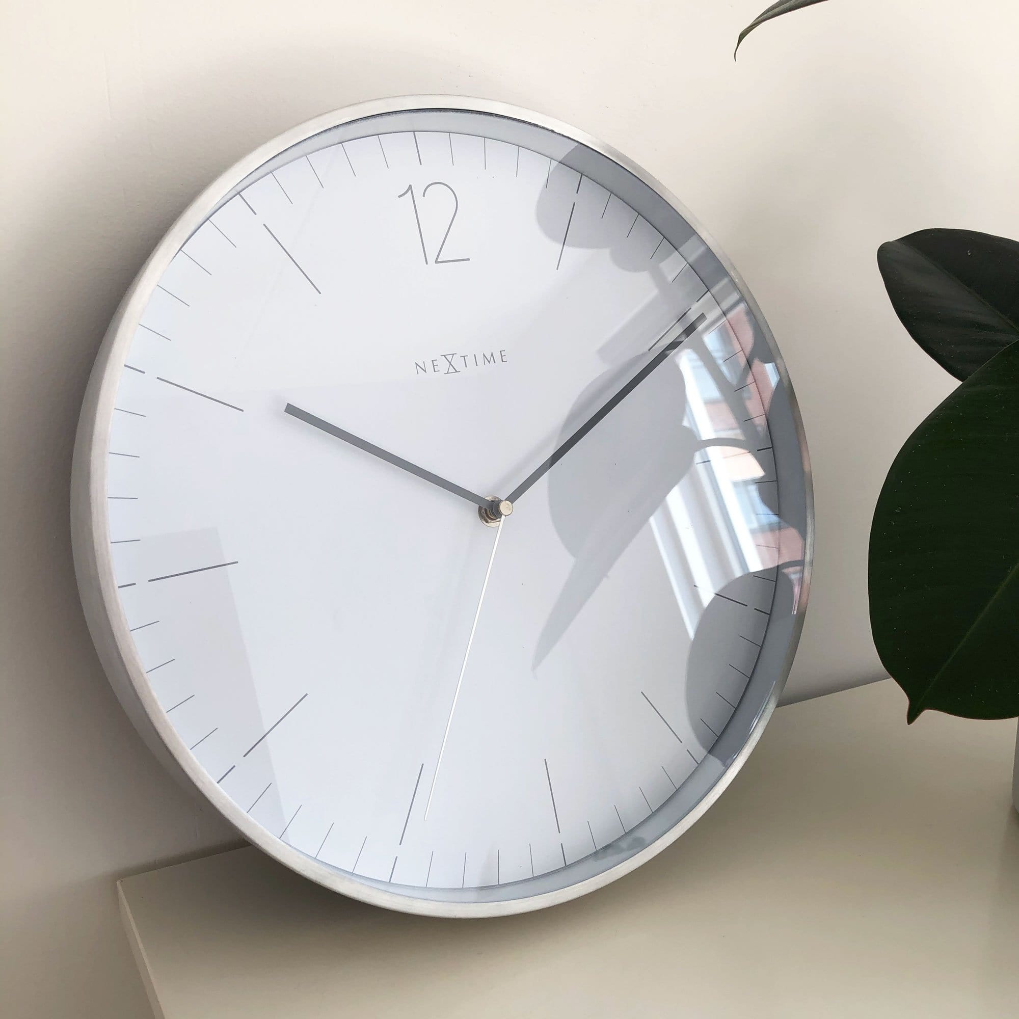 Wall clock -  34 cm - Glass / Metal - Elegant 'Essential Silver' - Goat Corp