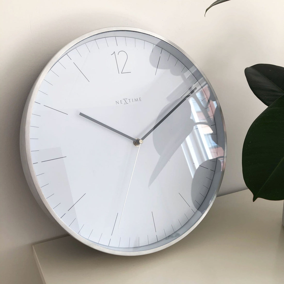 Wall clock -  34 cm - Glass / Metal - Elegant 'Essential Silver' - Goat Corp