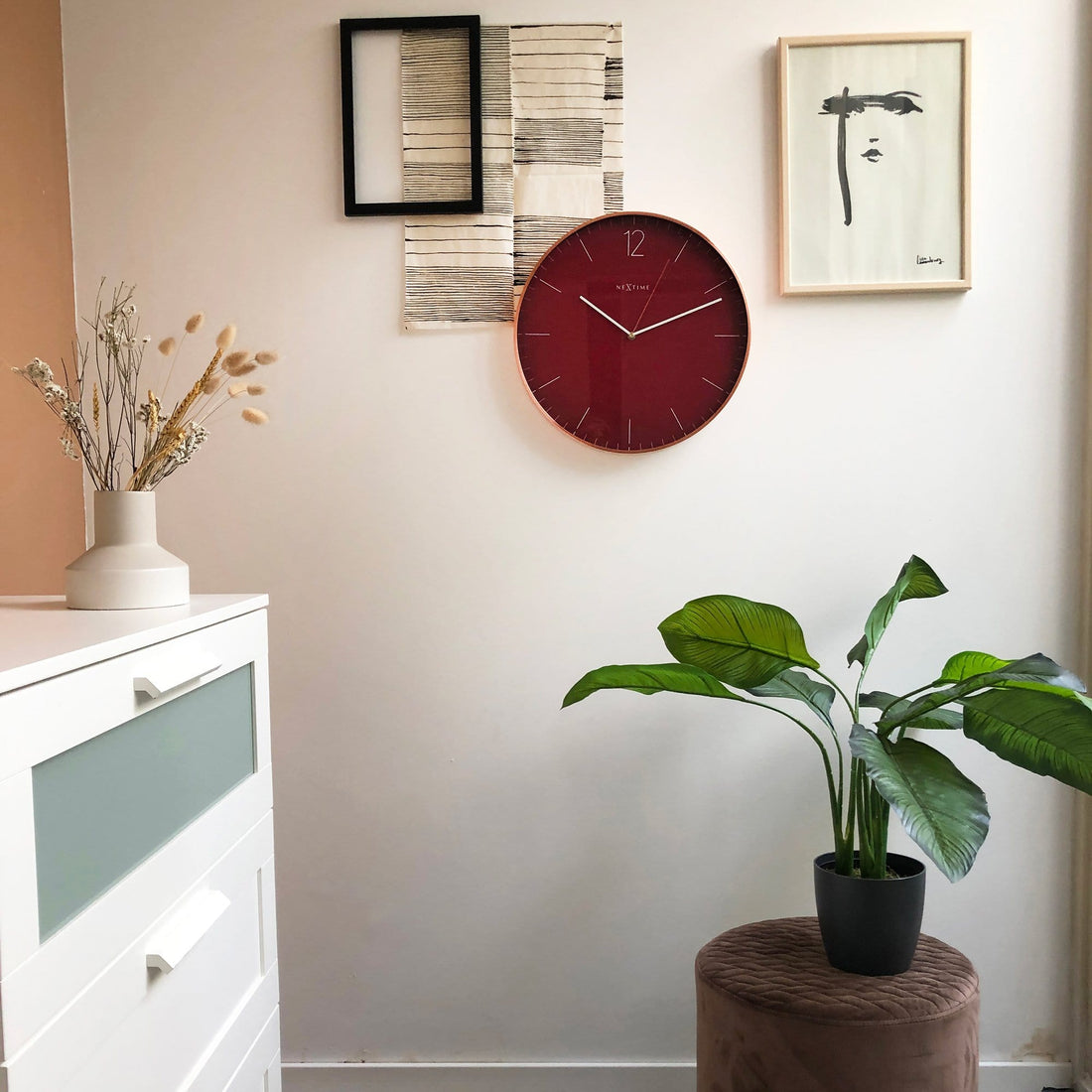 Large Wall Clock - Red  - Silent - 40cm - Metal/Glass -Essential XXL - Goat Corp