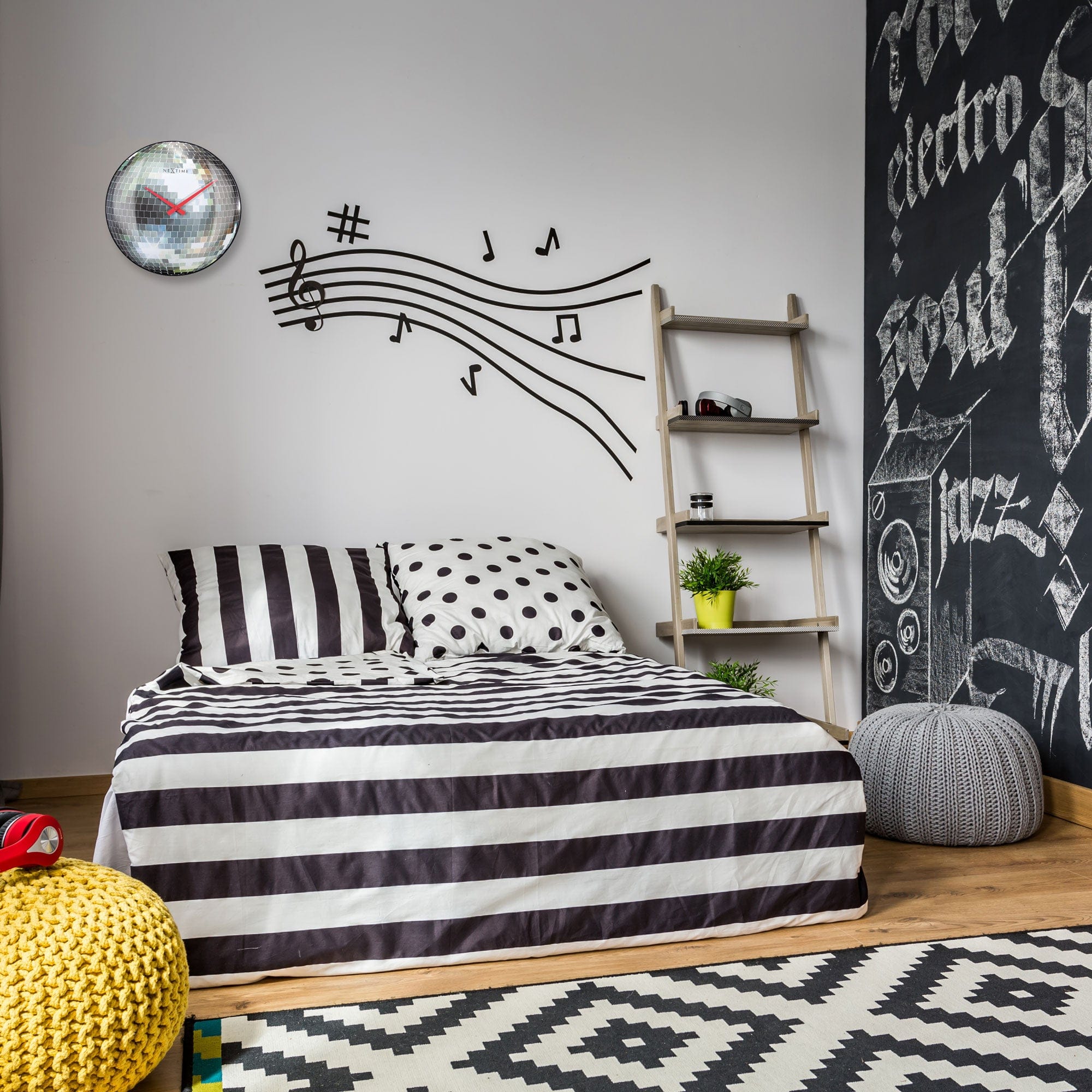 Wall clock 35cm - Silent - Dome Glass - "Disco Ball" - Goat Corp