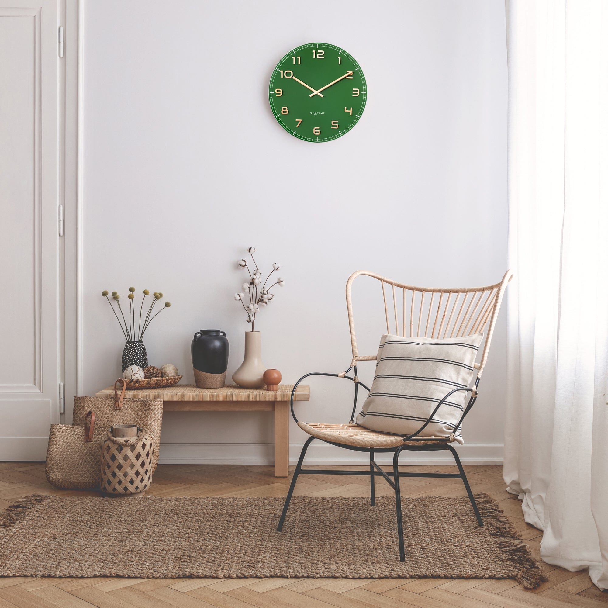 Wall clock 40cm - Silent - Green - Glass/Aluminium - "Classy Medium" - Goat Corp
