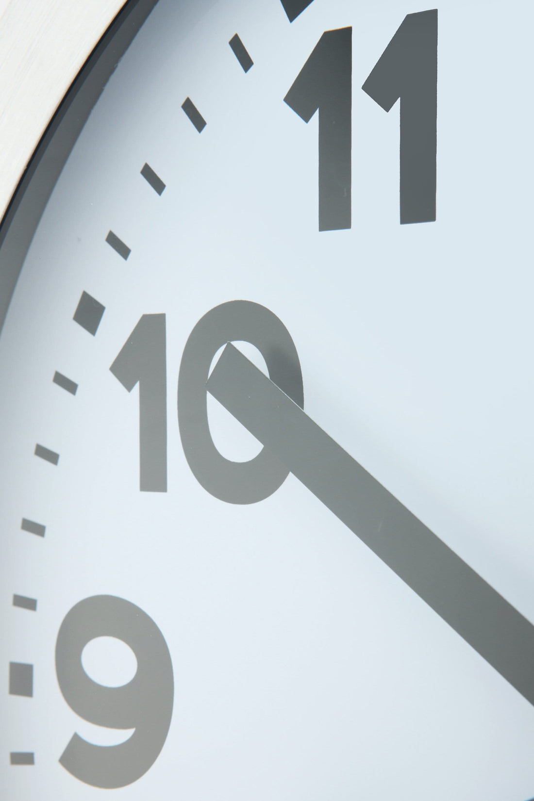 Wall clock -  35 cm  - Aluminum - 'Station Radio Controlled (DCF) Numbers' - Goat Corp