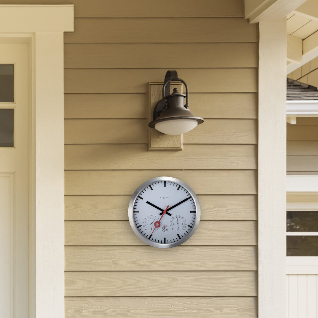 Weatherstation - Wall Clock - Weatherproof - 35cm - Silent - Aluminium - Clematis - Goat Corp