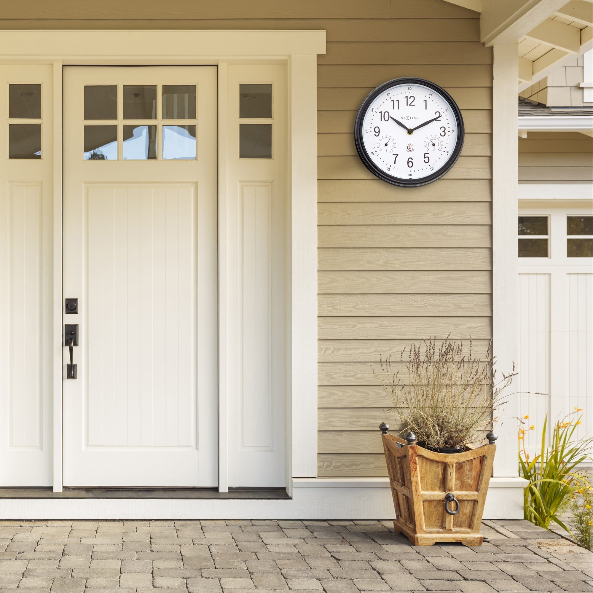 Weatherstation - Wall clock - 23.5 cm -weatherproof - Jasmine - Goat Corp