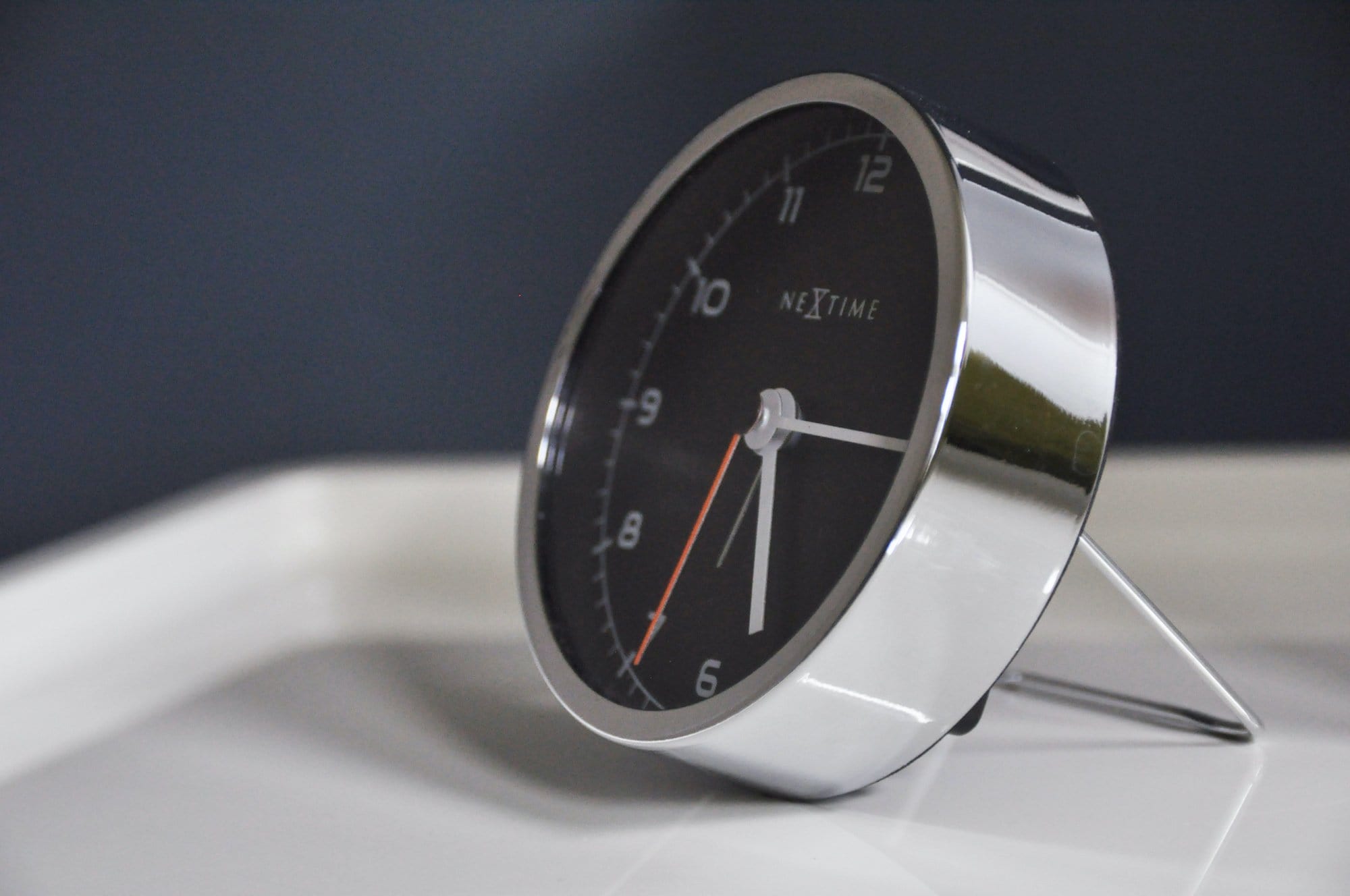 Alarm clock - 9 x 9 x 7.5 cm - Metal - 'Company Alarm' - Goat Corp