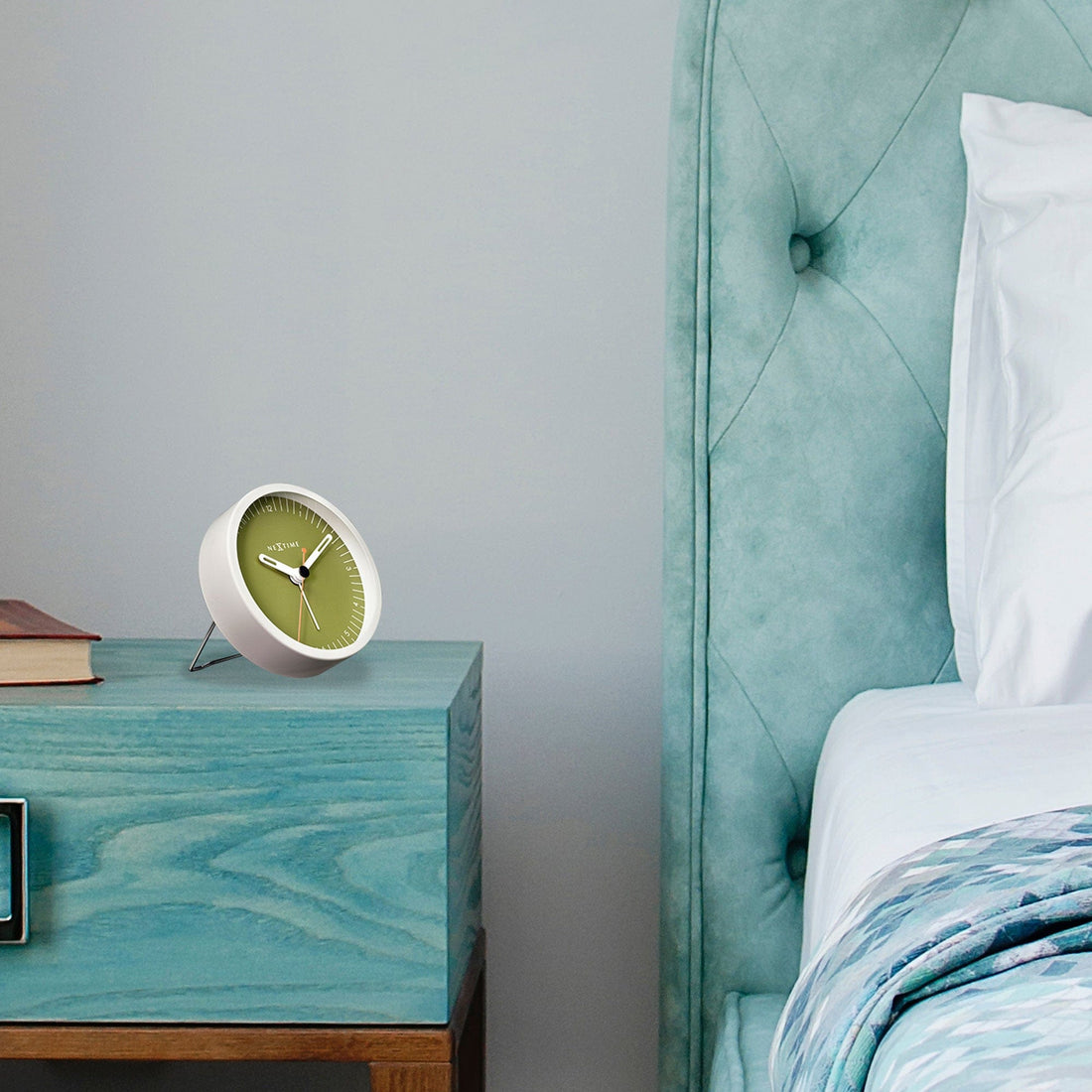 Table Alarm Clock 9x9x7.5cm - Silent - Light function /Metal "Small" - Goat Corp