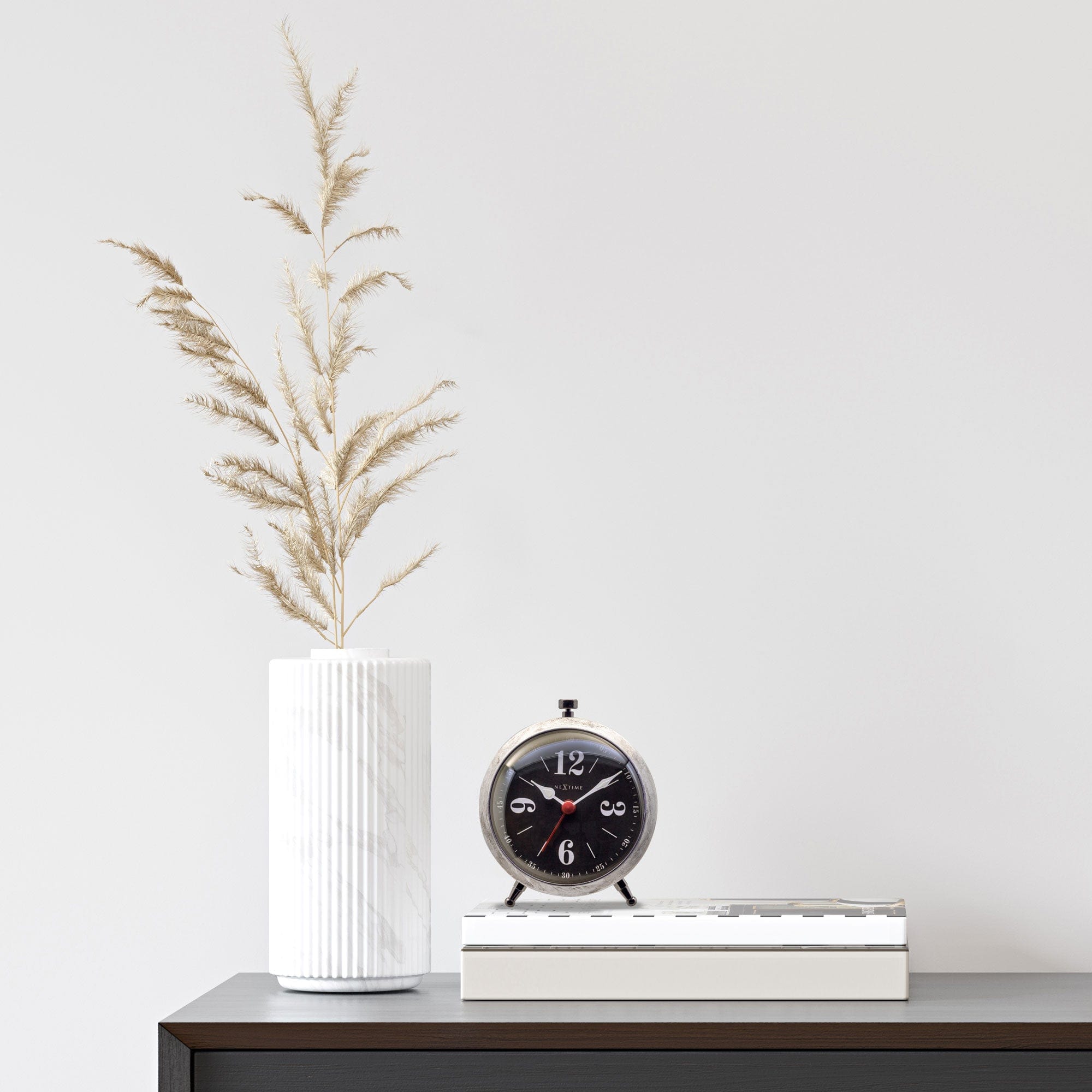 Table Alarm Clock 9x10.8x5cm - Silent - Luminous hands - Metal "Harvey" - Goat Corp