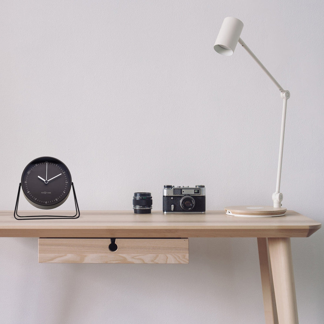 Table Alarm Clock 14x13x7cm - Silent - Metal - "Berlin Table" - Goat Corp