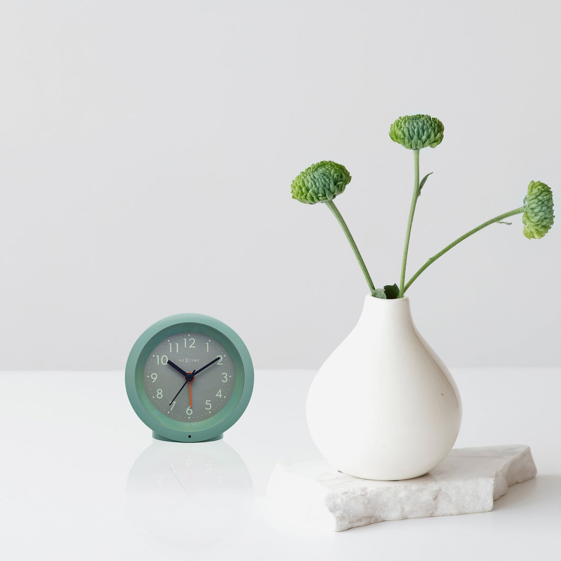 Table Alarm Clock 10.5cm x 3.6cm-Silent-Light Dial-NeXtime "Circle" - Goat Corp