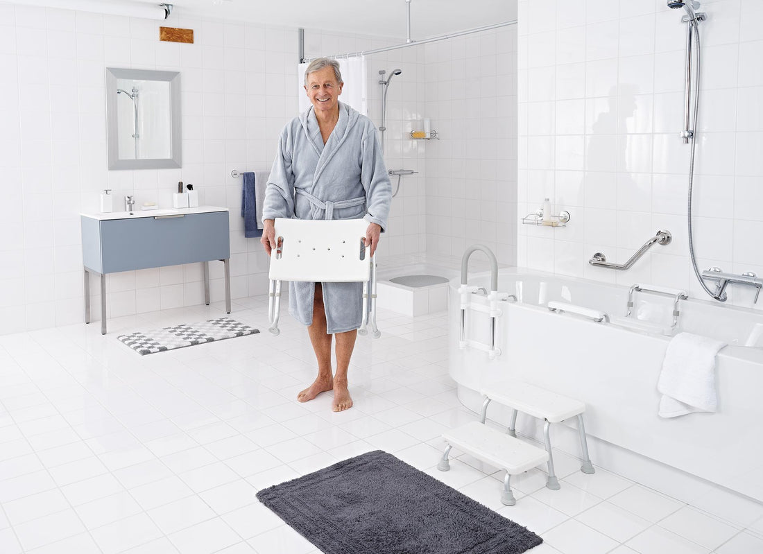 Verstelbare badkamerkruk Wiesbaden Ridder Sam in het wit