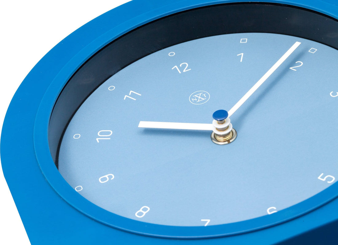 Table clock - 30 x 20 cm - Plastic - 'Swing Table' - Goat Corp