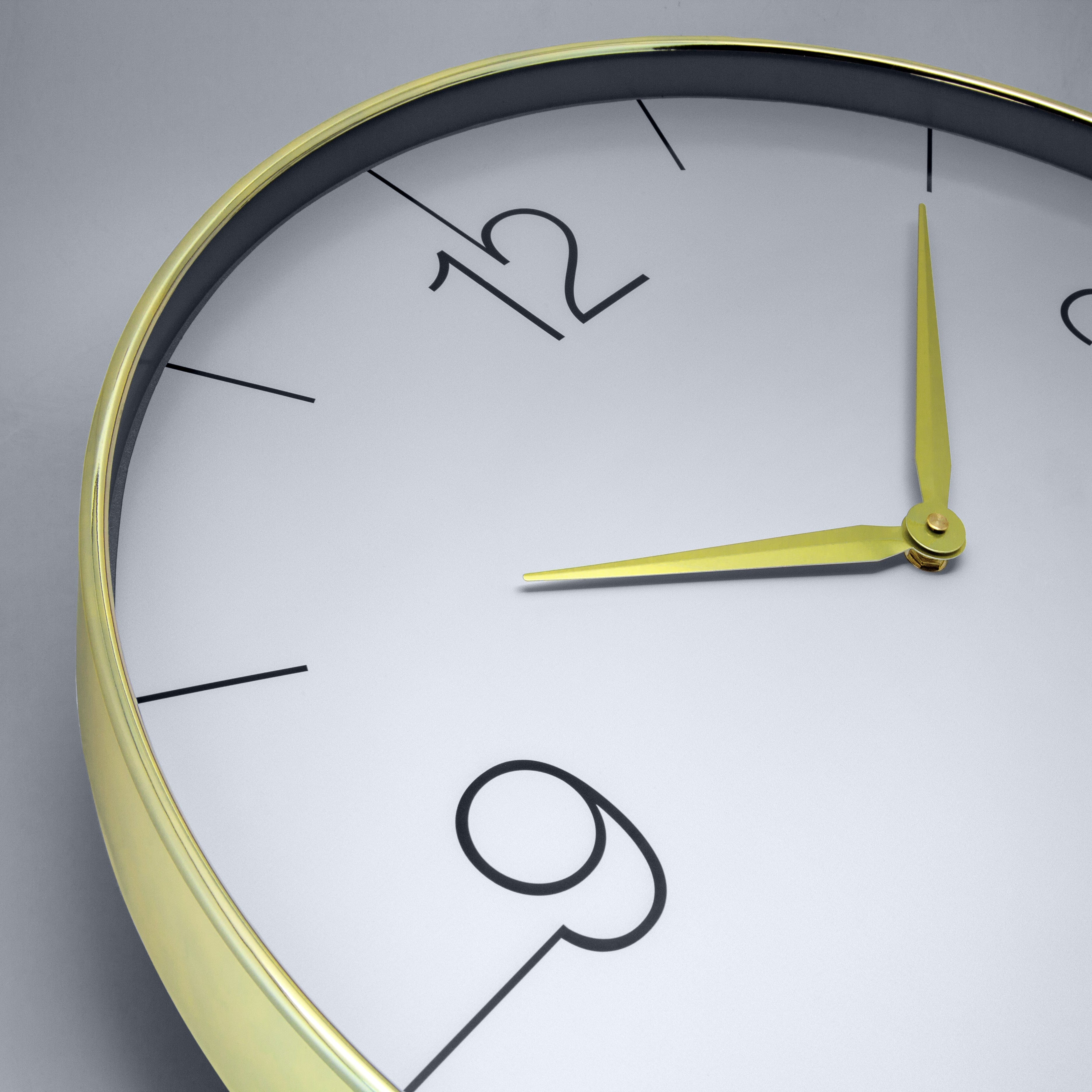 Wall clock 51cm-Silent-Gold/Chrome/Grey-Plastic-nXt 'Finesse Large' - Goat Corp