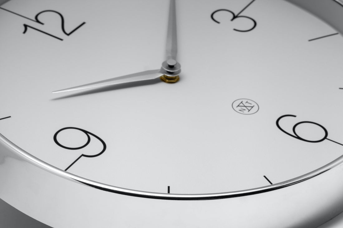 Wall clock 30.5cm-Silent-Gold/Chrome/Grey-Plastic-nXt 'Finesse' - Goat Corp