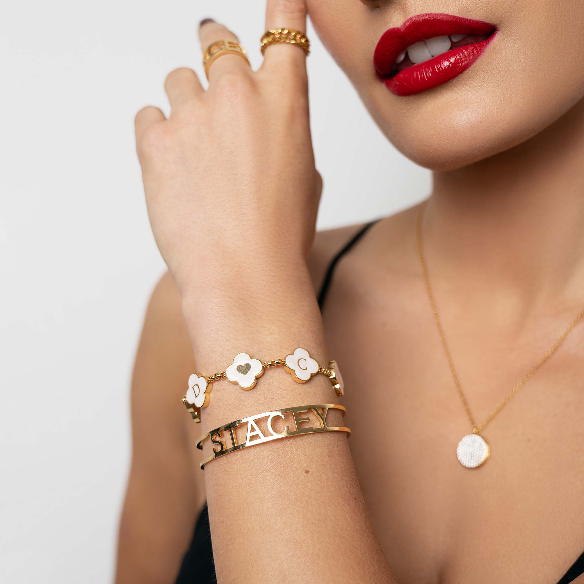 Clover seashell bracelet gold 18K