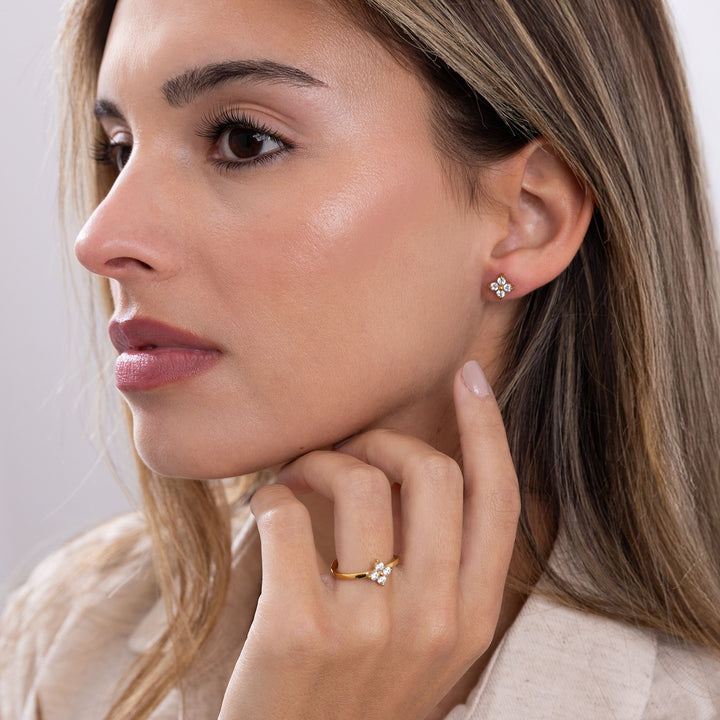 Mini blossom earrings gold 18K