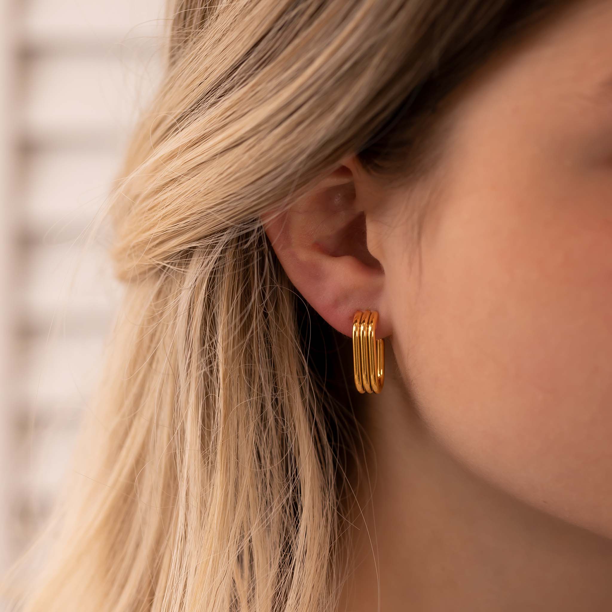 Trinix earring gold