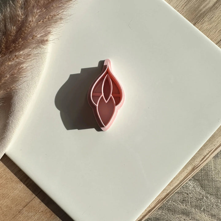 Bell drop embossed cutter - Goat Corp