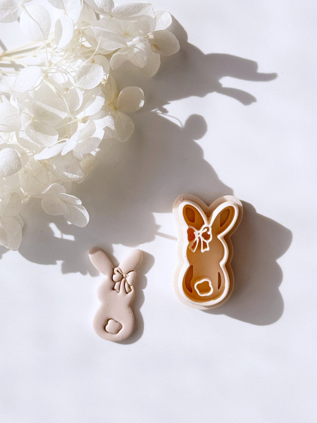 Bunny back with bow cutter - Goat Corp