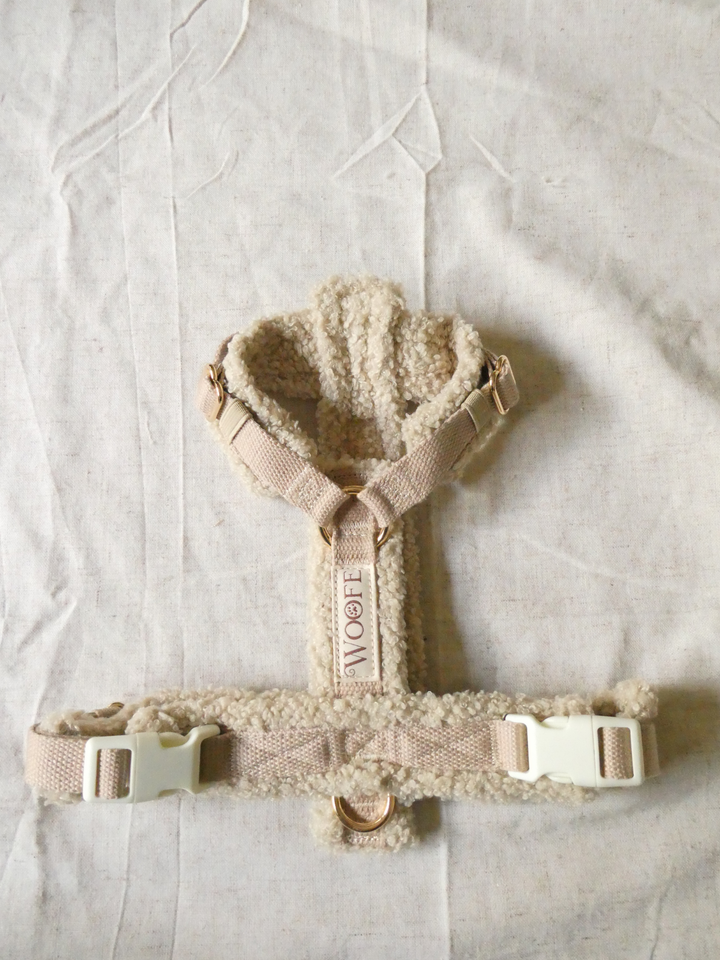 Teddy Harness Cashew