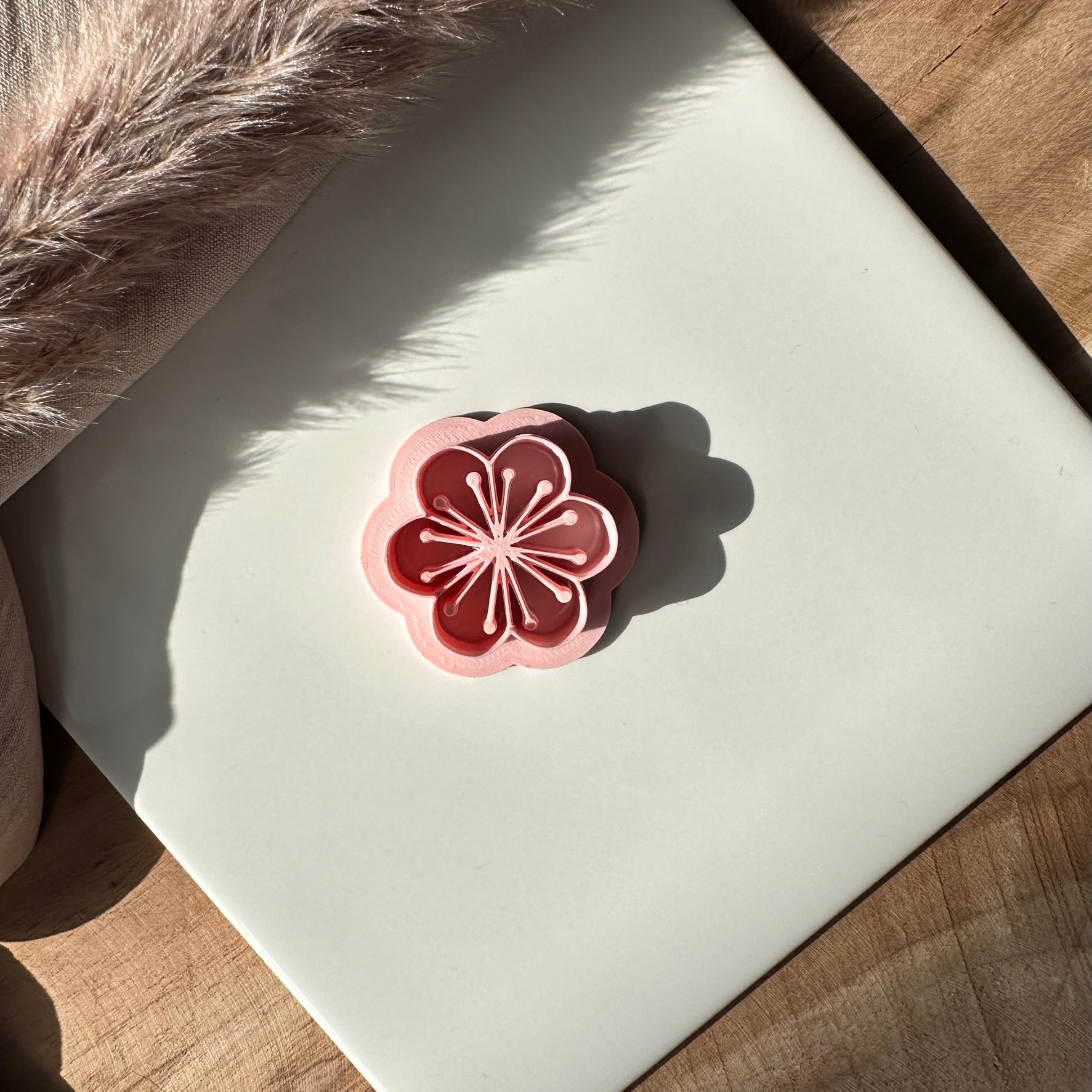 Daisy detailed - Goat Corp