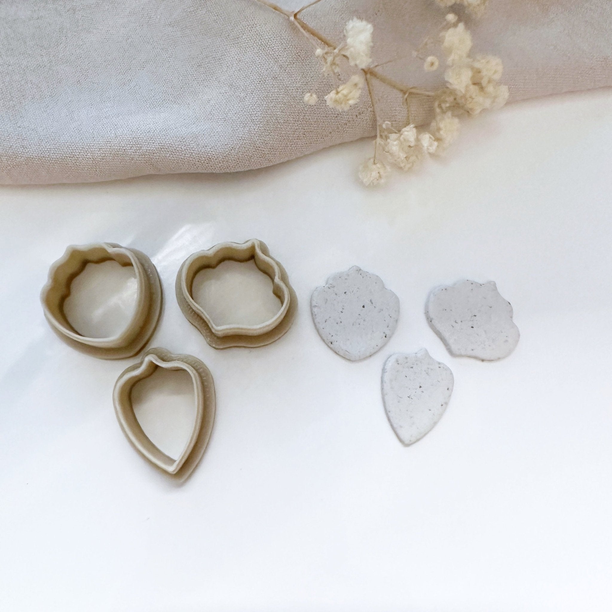 Elegant leafs cutter set (3 cutters) - Goat Corp