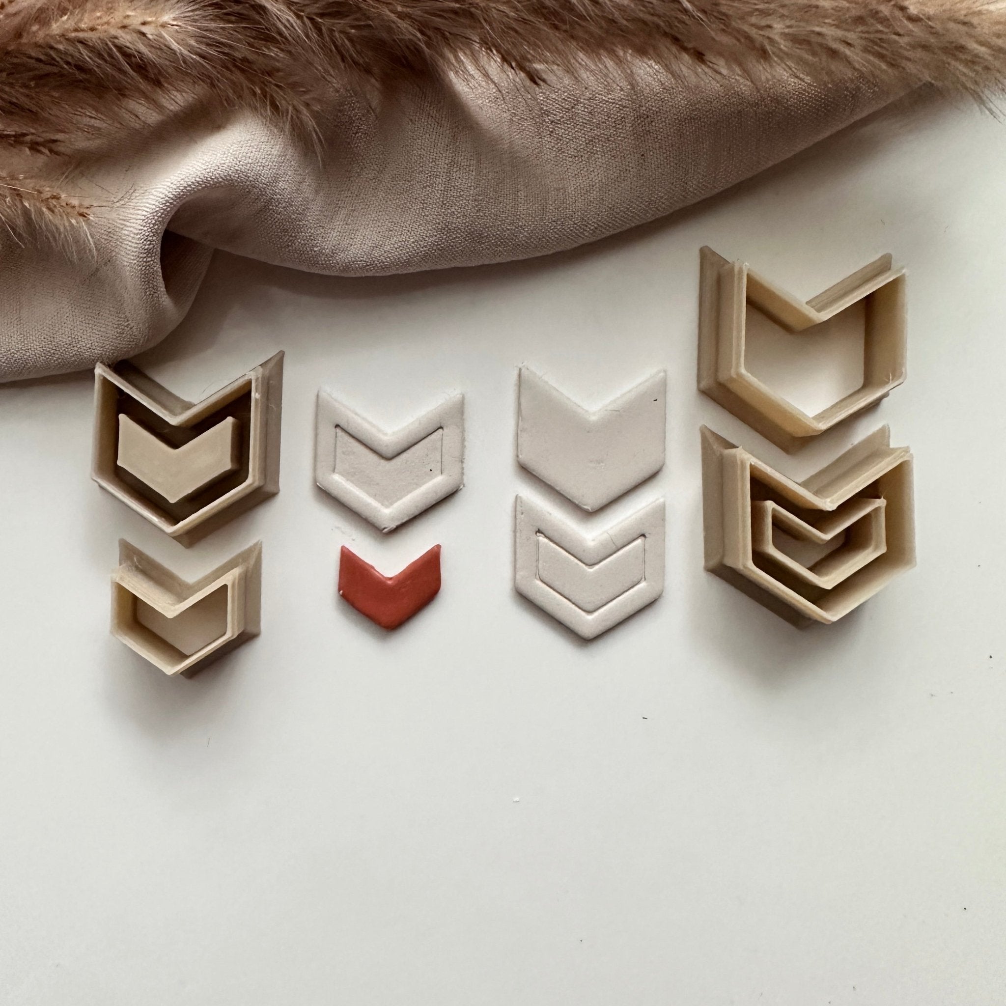 Embossed chevron cutter set - Goat Corp