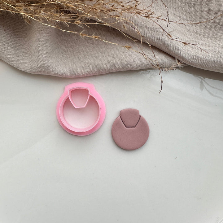 Embossed circle stud cutter - Goat Corp