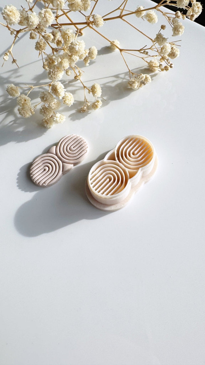 Embossed circles cutter - Goat Corp