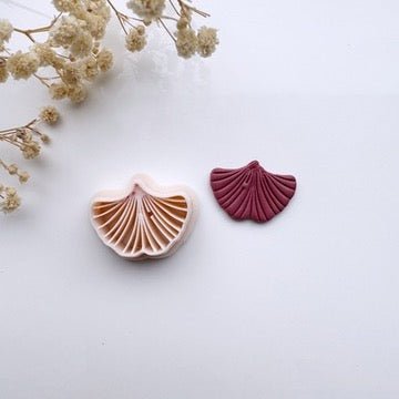 Ginkgo leaf 2 embossed - Goat Corp