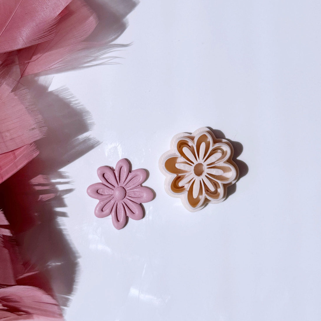 Happy Bloom Cutter - Goat Corp