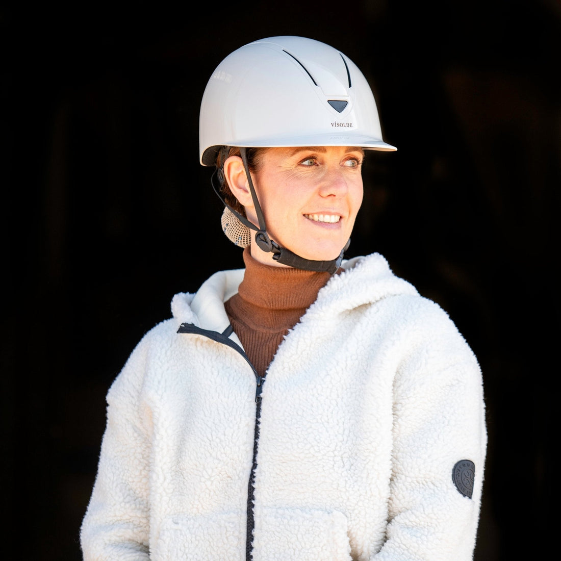 Schaal paardrijhelm Ivoor