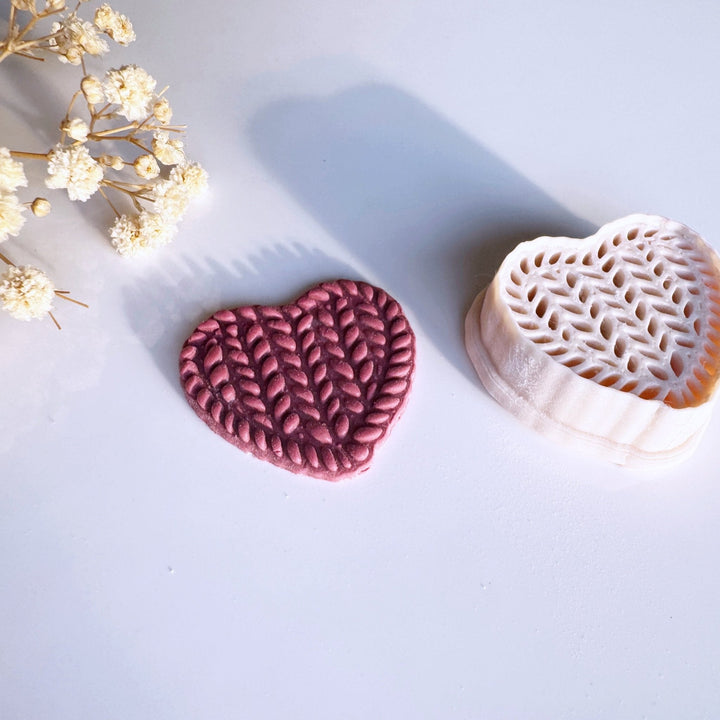 Knitted heart cutter - Goat Corp