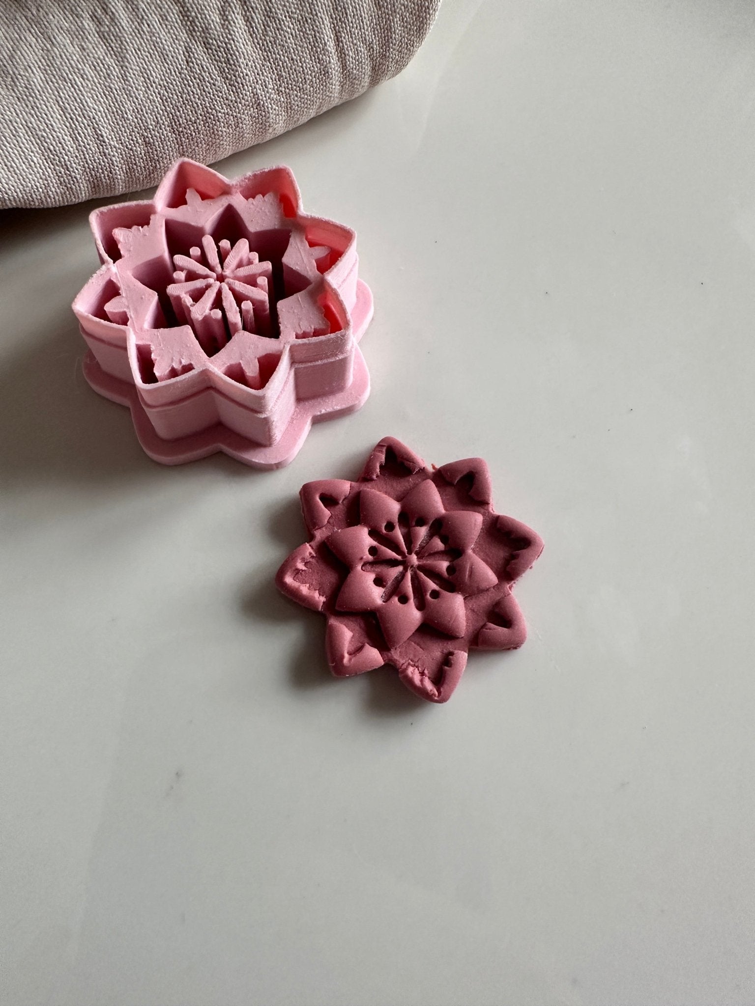 Mandala star cutter - Goat Corp