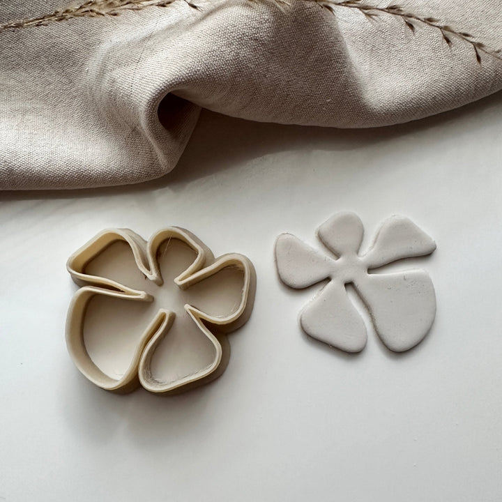 Matisse flower cutter - Goat Corp