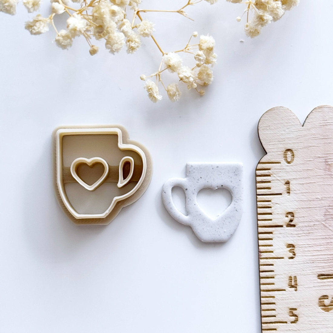 Mug with heart cutter - Goat Corp