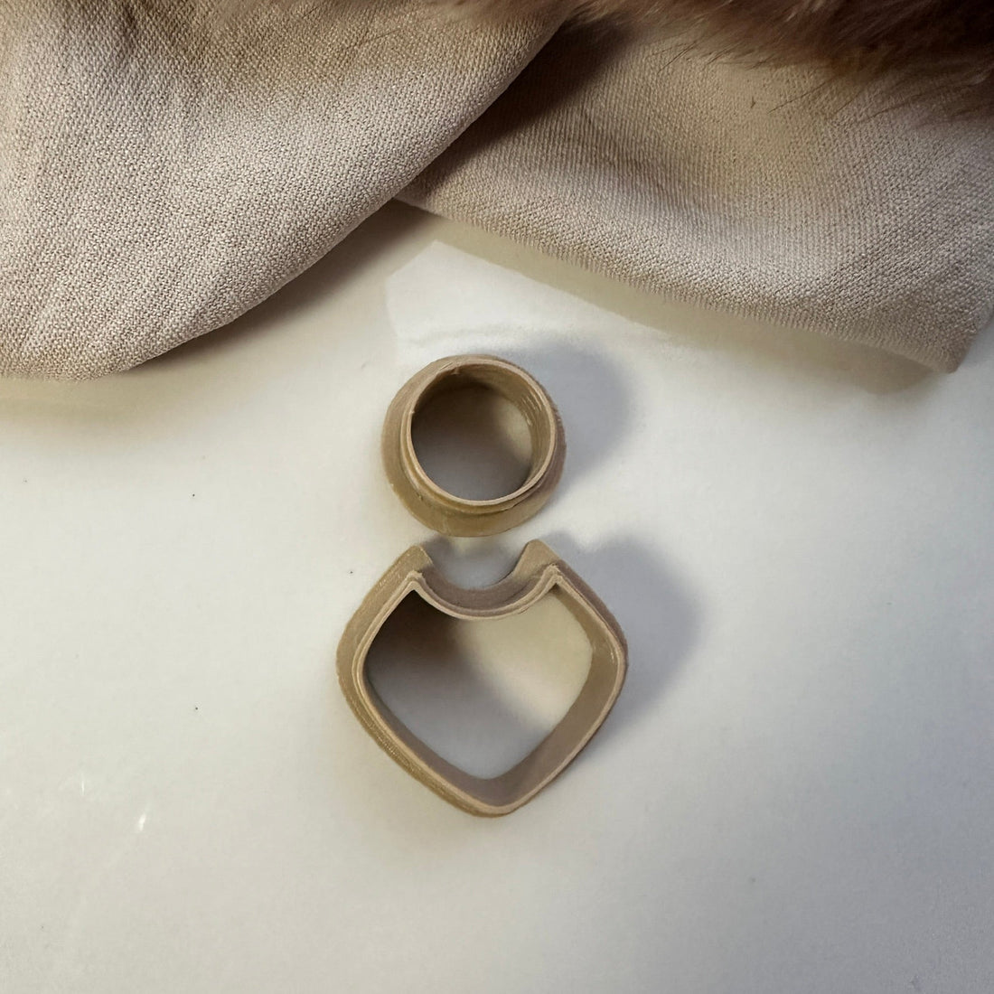 Rounded square and stud cutter - Goat Corp