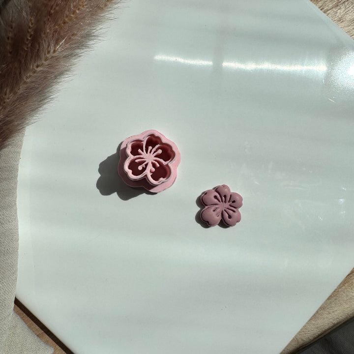 Sakura flower cutter - Goat Corp