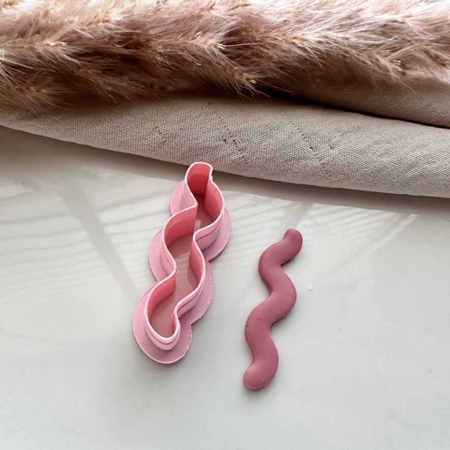 Squiggle cutter - Goat Corp