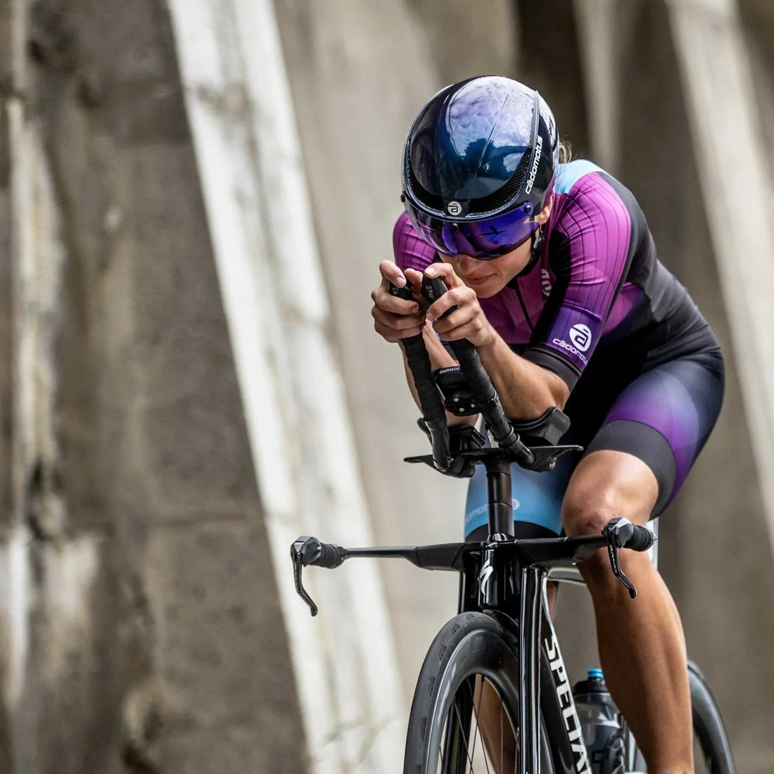 Omega Aero Helmet for Triathlon and Speedskating