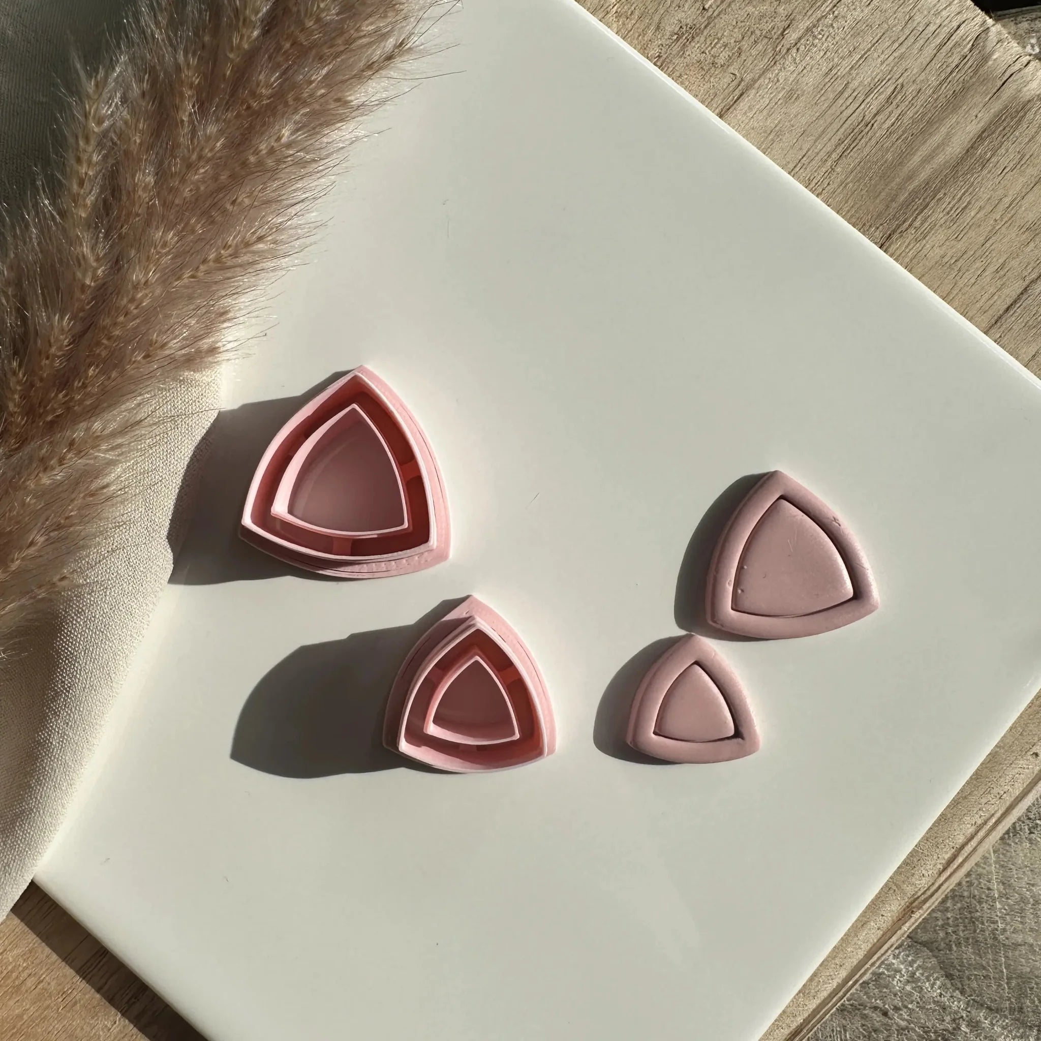 Triangle embossed cutter - Goat Corp
