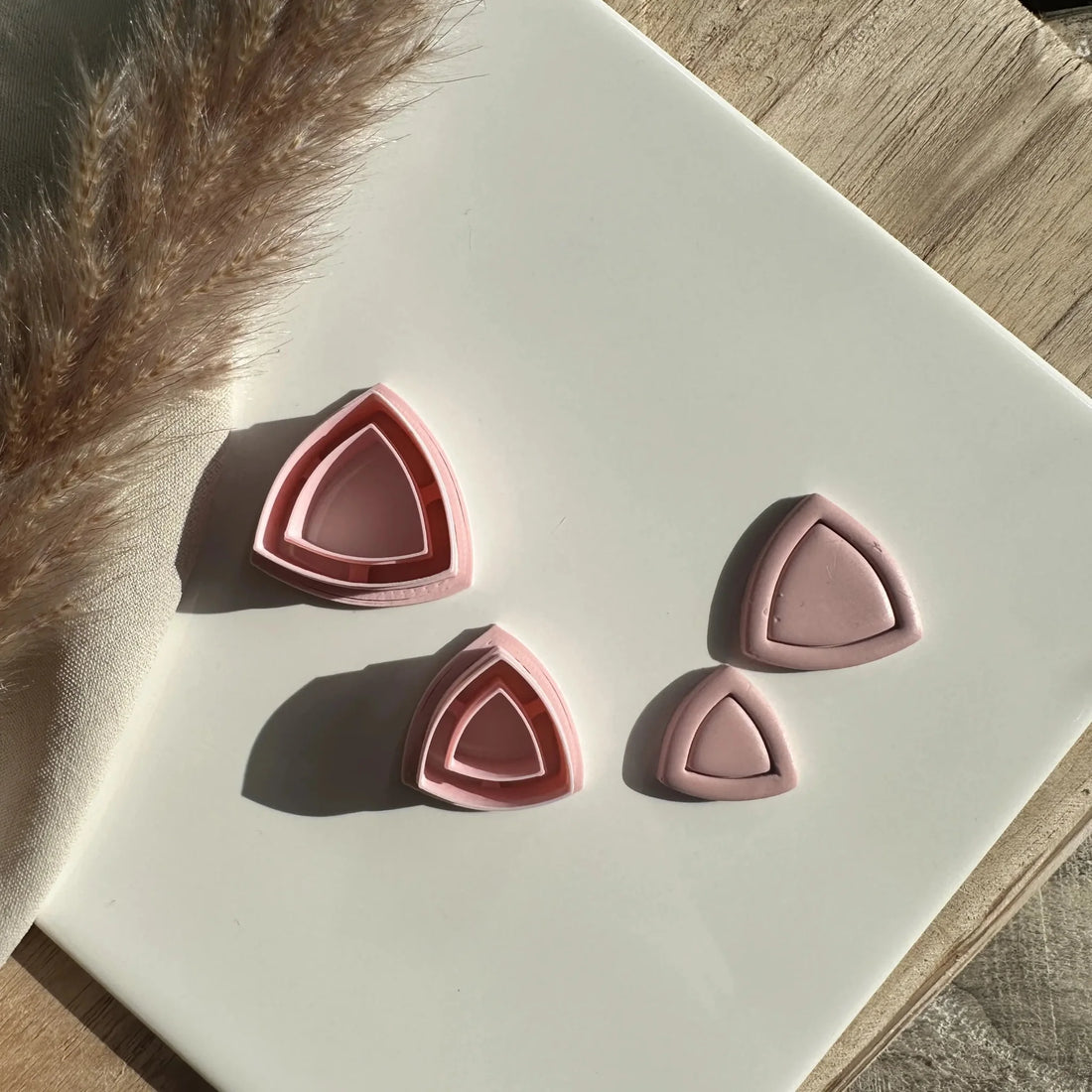 Triangle embossed cutter - Goat Corp