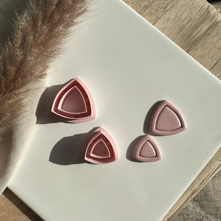 Triangle embossed cutter - Goat Corp