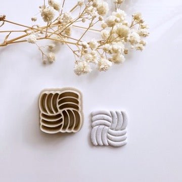 Wavy square cutter - Goat Corp