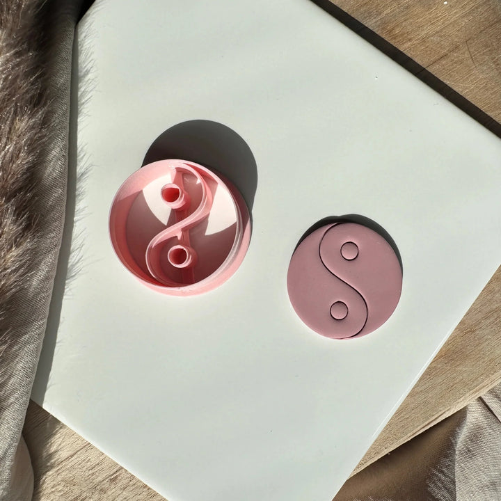 Yinyang cutter - Goat Corp